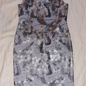 Petite womens sliver and grey floral dress